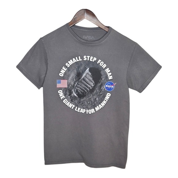 NASA Space Graphic‎ T-Shirt Apollo 11 Moon Landing Short Sleeve Gray S - Picture 1 of 6